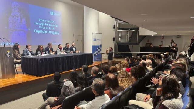 Primer Consejo Empresarial por la Ética de la IA (impulsado por UNESCO marca un hito para UY)