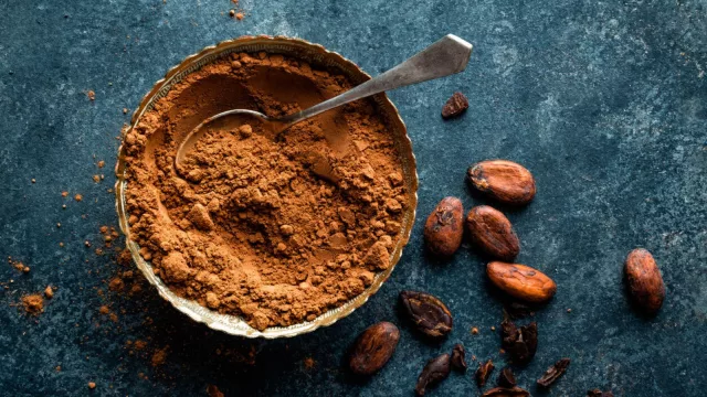 Si se trata de cacao en polvo (en UY el nombre del Nº1 en el negocio es F. Pache SA)