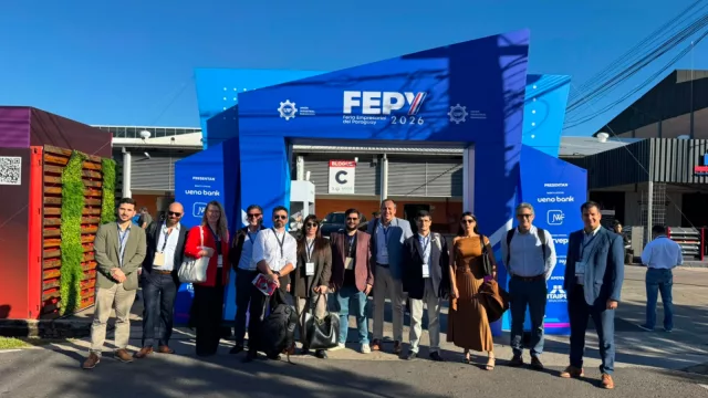 El “fenómeno Paraguay” (misión uruguaya cerró 145 reuniones de negocios y abrió oportunidades en logística, software, industria y vinos)