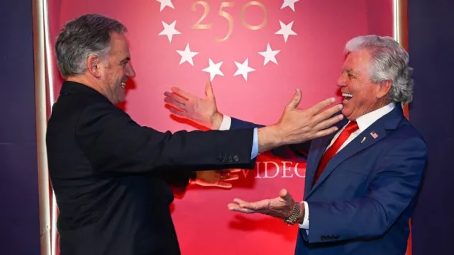 ¡Fireworks para USA! (la Embajada de los Estados Unidos en Uruguay celebró los 250 años del Día de la Independencia)