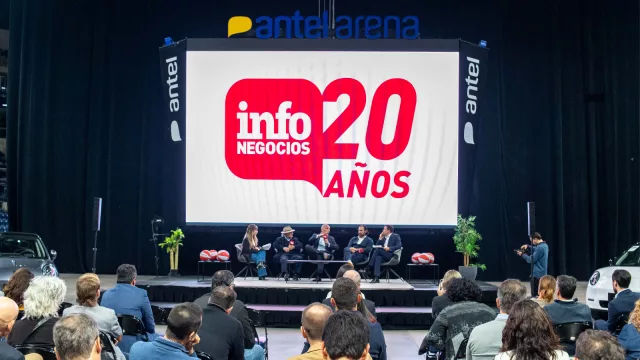 Una “pinturita” el After de InfoNegocios (Gustavo “Pollo” Vázquez, Pablo Monsuárez y Hassen Balut analizaron el valor del arte como inversión e identidad)