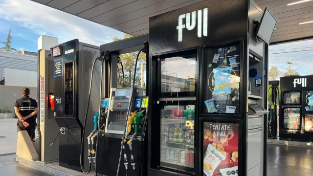 YPF Black desembarcó en Córdoba: abrió en Villa Warcalde la primera estación privada de este segmento (con Fonte d’Oro, burgers de Colagreco e importados)