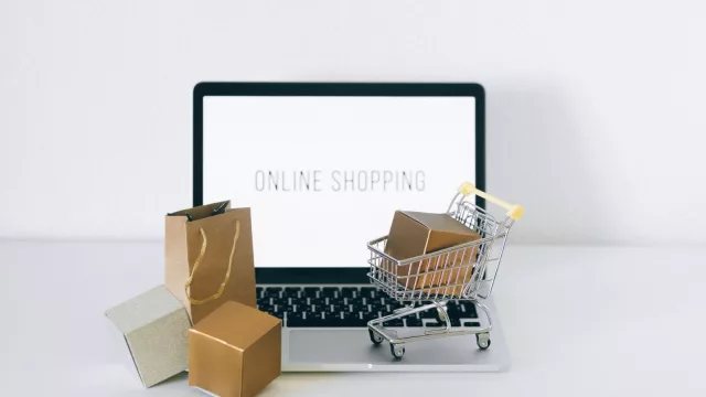 Compras online crecen 15,2% interanual y alcanzan a más de 560.000 personas en Uruguay