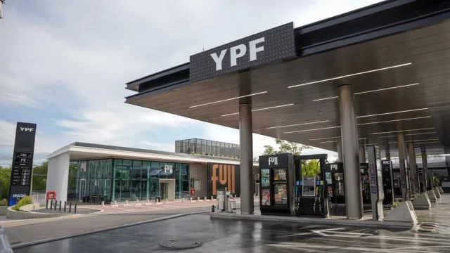 El servicio (y el detalle) por el que vale la pena ir a YPF Black: así fue nuestra experiencia en Villa Warcalde